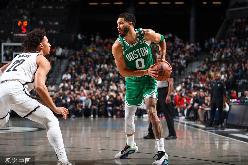 夺冠背后的 夺冠背后的