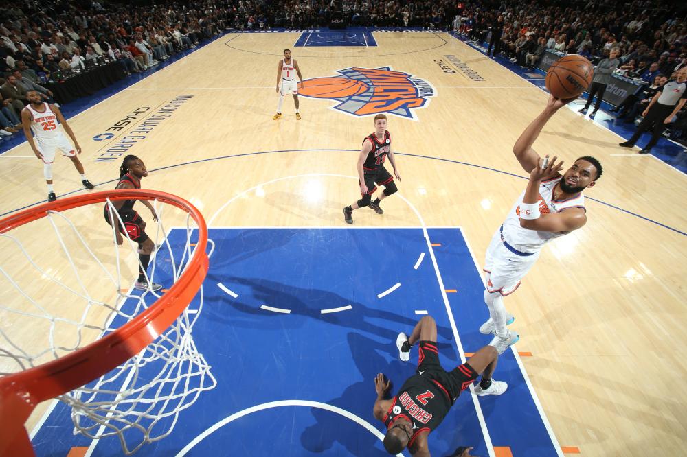 依靠中场的 依靠中场的