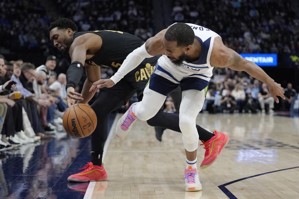 一丝破绽进 一丝破绽进